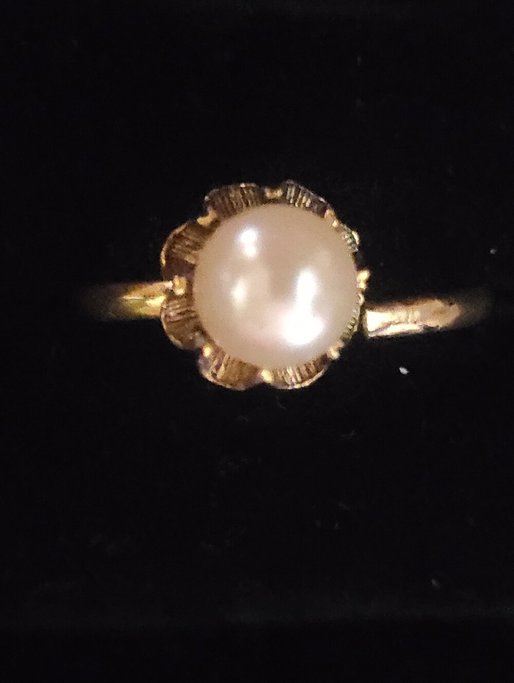Vintage Yellow Gold Pearl Solitaire Ring Ornate Fluted Sunburst Adjustable